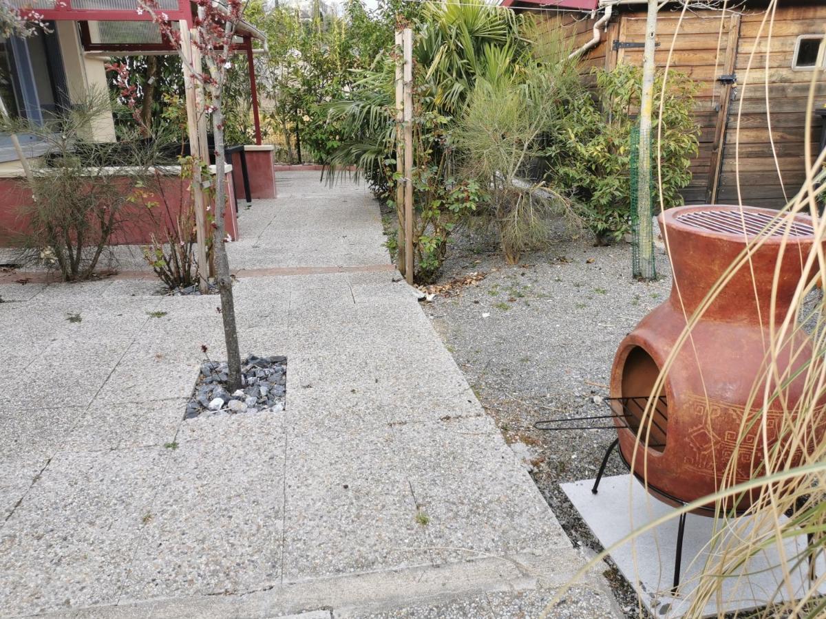 Ô Rethel Jacuzzi, Gîte Ardennes Exterior foto